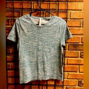 Never before worn Athleta short-sleeve top